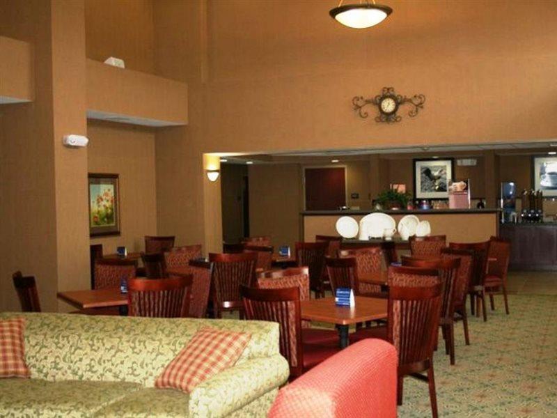 Hotel Hampton & St. Louis - Edwardsville