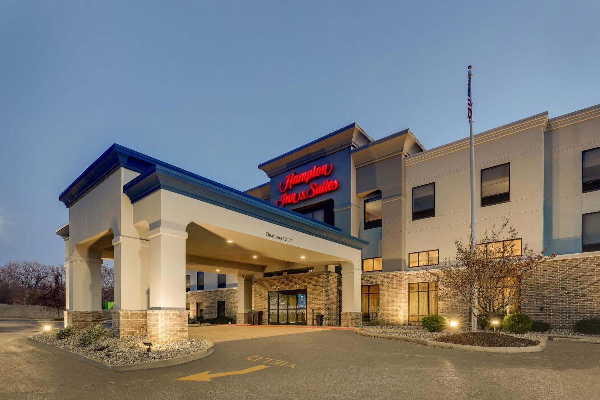 Hampton & St. Louis - Edwardsville Hotel